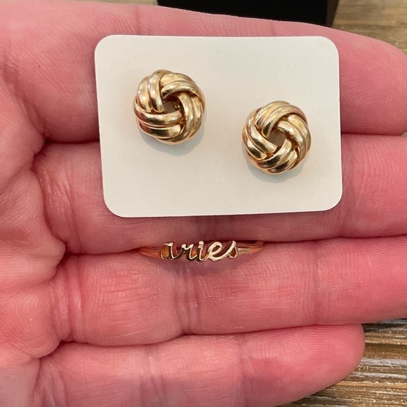 Aries Zodiac Dainty Lightweight Gold Tone Copper Ring - Picture 10 of 11